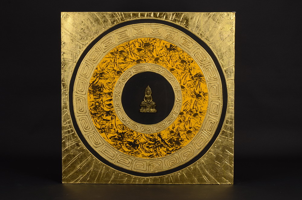 Obraz Buddhy - se žlutým detailem a černými kruhy