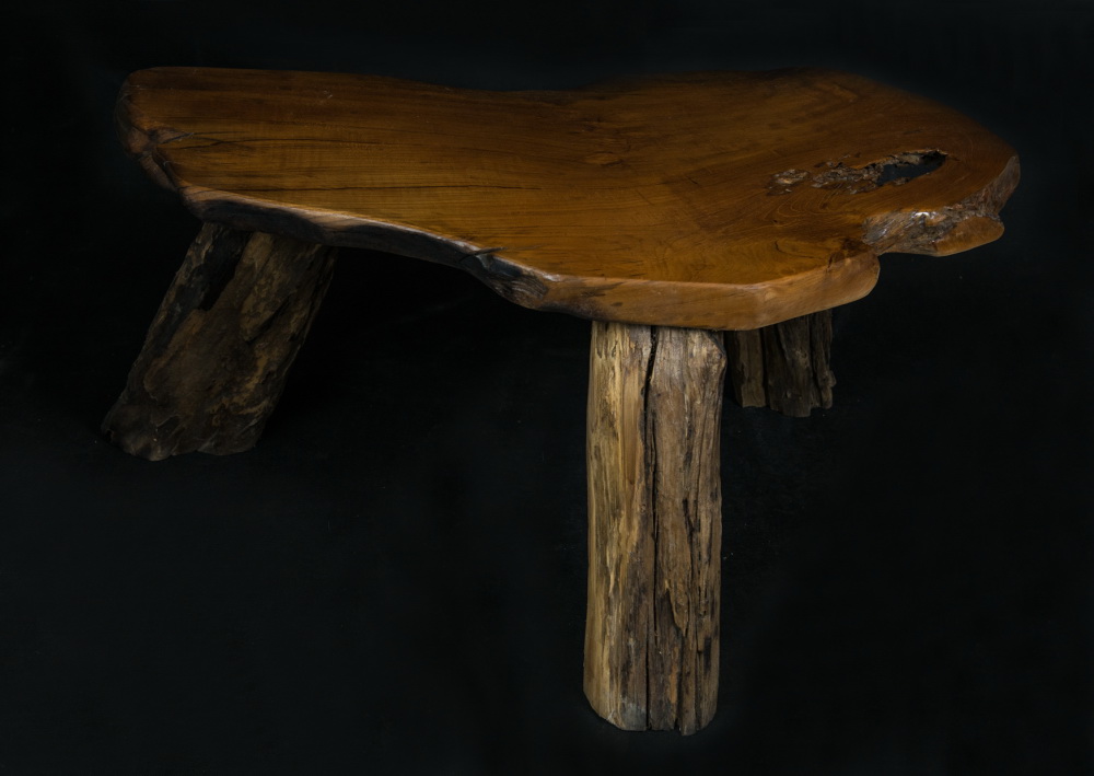 Dřevěný stolek NENÍ SKLADEM