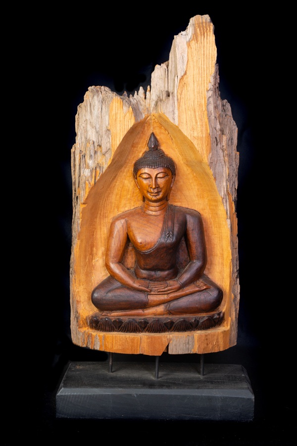 Velká socha sedícího Buddhy NENÍ SKLADEM