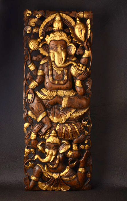 Ganesha, pozlacená dřevořezba NENÍ SKLADEM